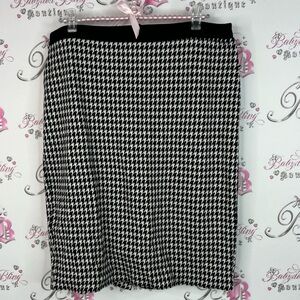 Talbots skirt houndstooth print Classic Black and White Pencil Skirt